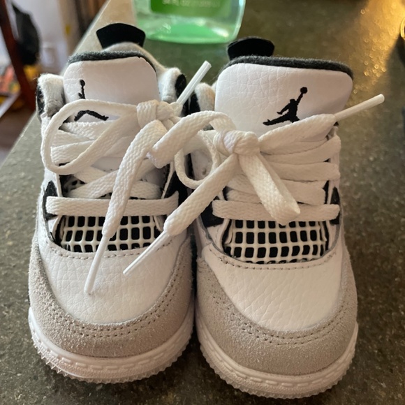 Retro 4 - Picture 5 of 5